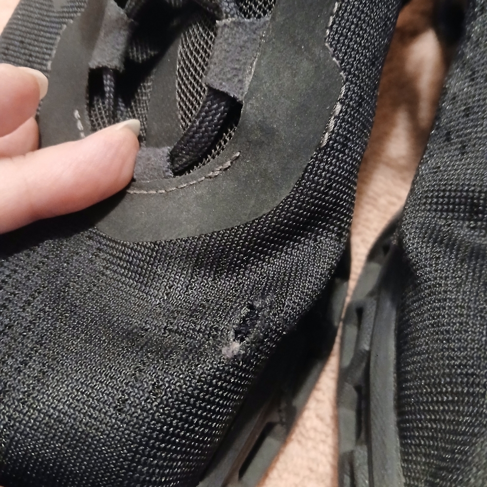 On Running Cloud Running Sneakers — Black - Picture 7 of 12